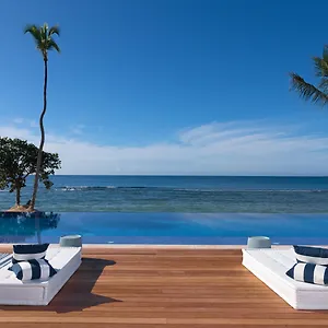 & 5*, La Romana Dominikanska republiken
